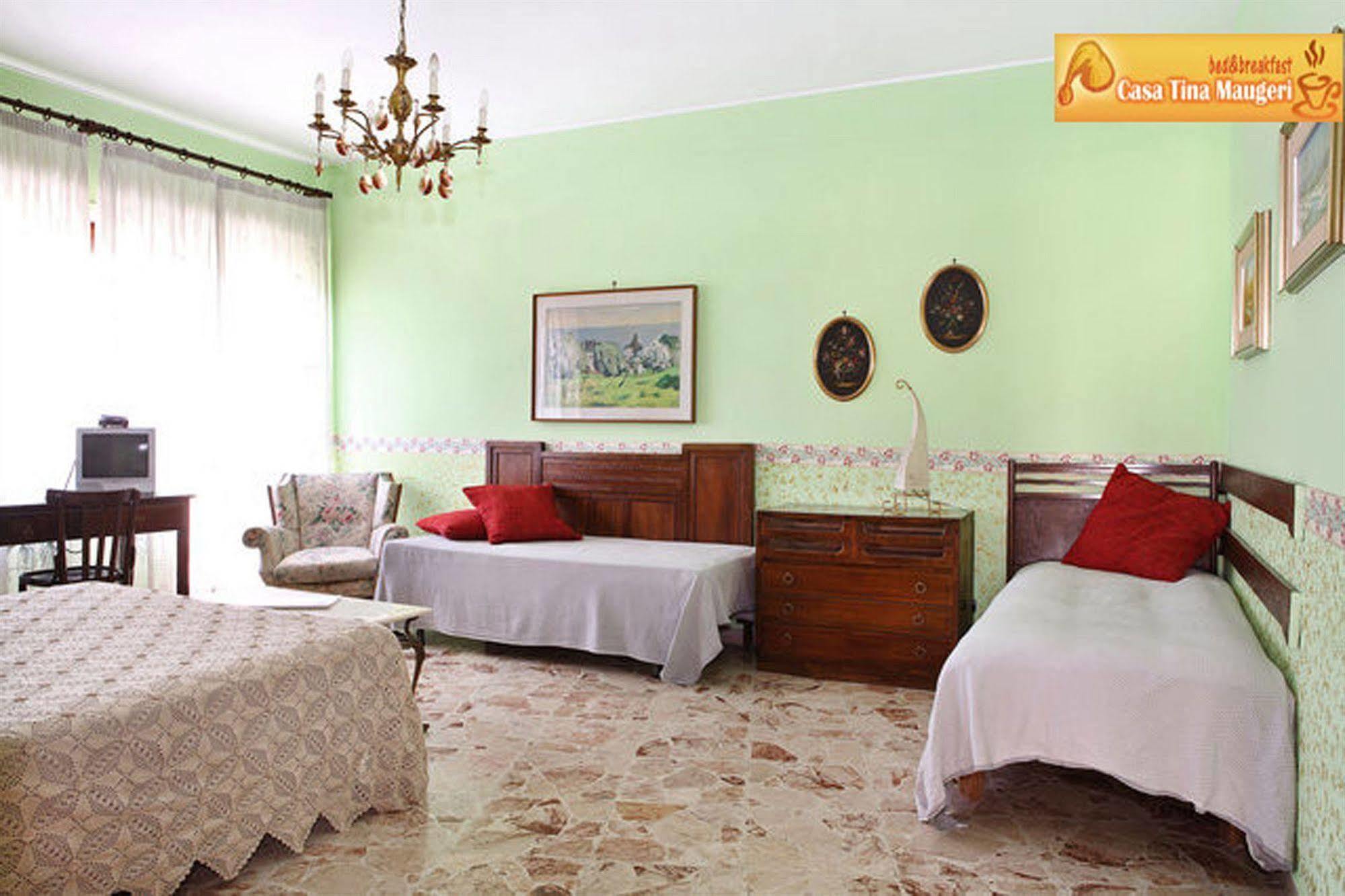 Bed and Breakfast Casa Tina Maugeri CTA Exterior foto