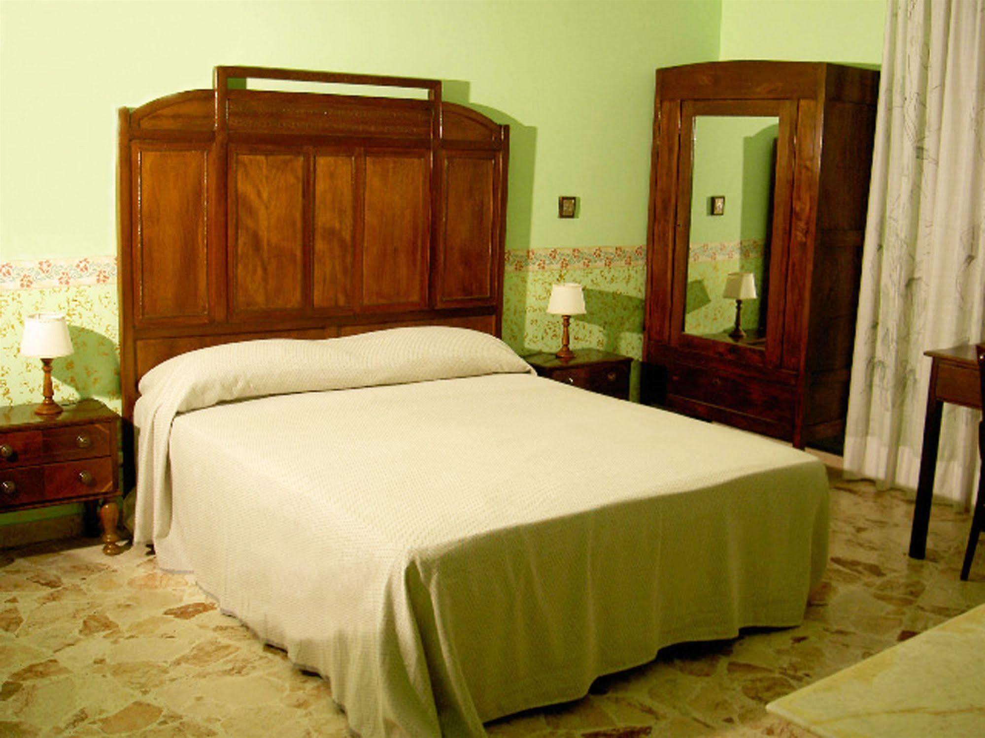 Bed and Breakfast Casa Tina Maugeri CTA Exterior foto