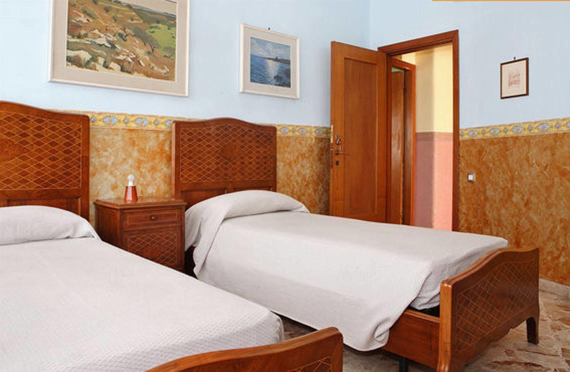 Bed and Breakfast Casa Tina Maugeri CTA Exterior foto