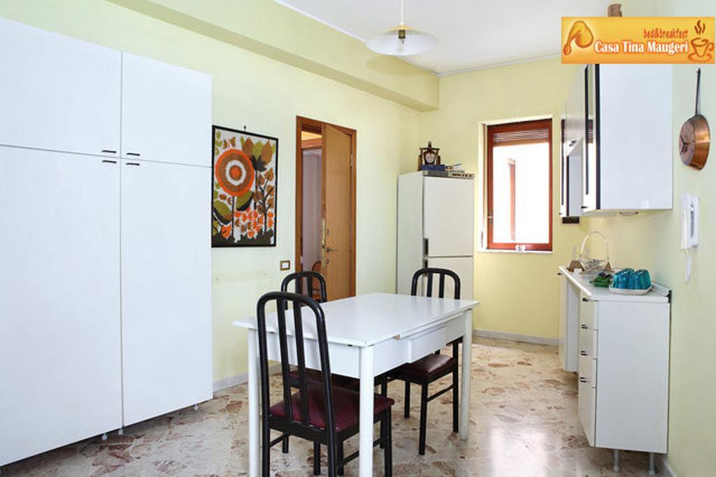 Bed and Breakfast Casa Tina Maugeri CTA Exterior foto